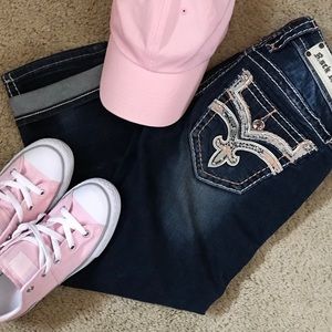 Rock Revival Isella Stretch Capri Jean